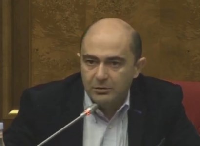 Խորհրդարանն արագ հավաքվեց, նախարարն ինչո՞ւ չի եկել, սա նաեւ հարգանքի հարց է․ Էդմոն Մարուքյանը՝ փոխնախարարին