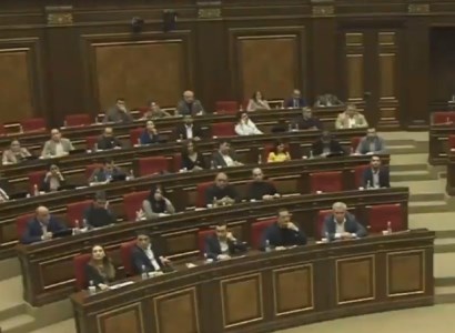 Armenian lawmakers approve in first reading the bill proposing to punish quarantine violators