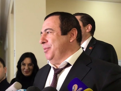 Ասում են՝ 50 մլրդ դրամ տալու են 67 հազար ձեռնարկությունների. ամեն աշխատողի բաժին է հասնում 5 հազար դրամ. Ծառուկյան