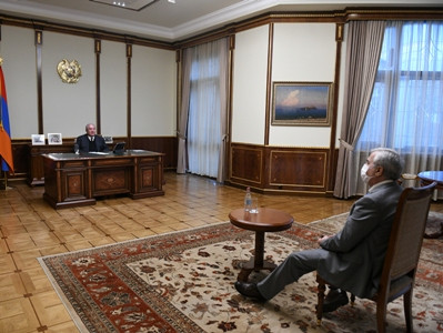 Armenia President receives MP, who was sitting at a long distance and wearing a face mask