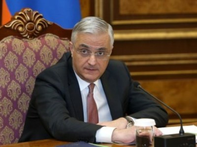 Կանխիկ գումարն ինքնին խնդիր է ստեղծված իրավիճակում. փոխվարչապետ