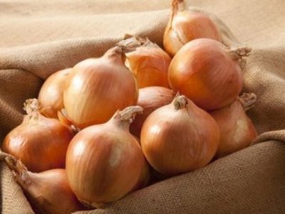 ԵՏՄ-ում մինչեւ հունիսի 30-ը սոխի, սխտորի, կարտոֆիլի եւ գազարի ներմուծումը կկատարվի առանց մաքսատուրքի. պաշտոնյա
