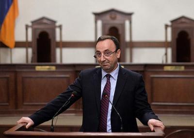 Newspaper: Armenia authorities continue their "war" against Constitutional Court