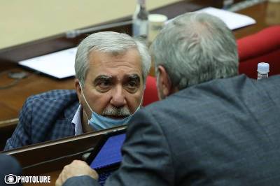 Newspaper: Armenia PM instructs parliament committee chair on session with ex-President Sargsyan’s participation
