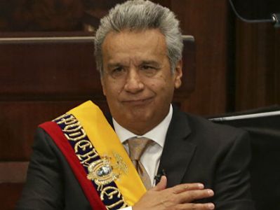 Reuters: Ecuador president, other officials cut their salaries by 50%
