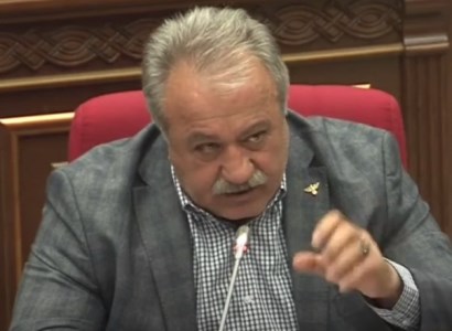 Ես մասնագետ չեմ, բայց ասում են, որ մալարիայի բուժումը համարյա նույն բանն ա, ինչ կորոնավիրուսինը. Սասուն Միքայելյան