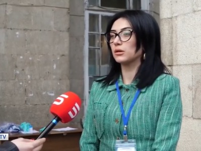 Կհասկանայի Մայիլյանին, եթե նա ընտրությունները բոյկոտեր նաեւ առաջին փուլում. Արփինե Հովհաննիսյանն Արցախում է