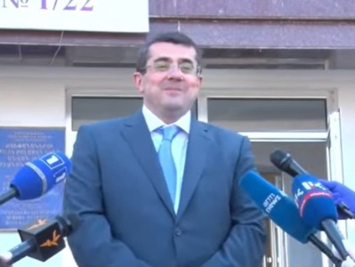 Ի՞նչ հիմունքով արտակարգ դրություն հայտարարել Արցախում. բա որ թեկնածուներից մեկը դիմեր ՍԴ. Արայիկ Հարությունյան