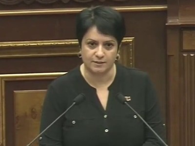 Թոշակառուն ոտքո՞վ է հասնելու կենտրոն, որ ստանա իր թոշակը. Սրբուհի Գրիգորյան