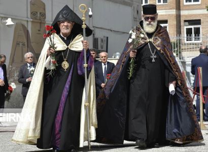 Tehran's Armenians observe 105th anniversary of Armenian Genocide (PHOTOS)