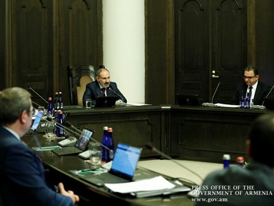 Armenia PM: Time has come to admit that we must live in coronavirus situation for at least a year