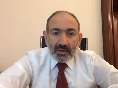 300 հազար դրամ օգնություն եք ստացել, բա ինչի՞ կոմունալները չեք վճարել, հարգելիս. Փաշինյանը՝ բնակչին