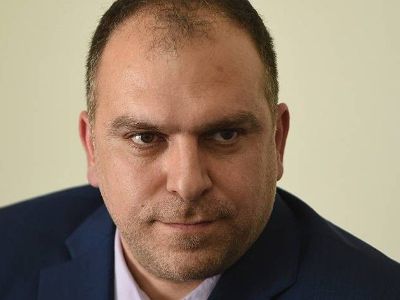 Armenia Deputy PM Tigran Avinyan dismisses adviser