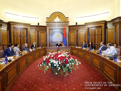 Meeting led by Armenian PM held in the government
