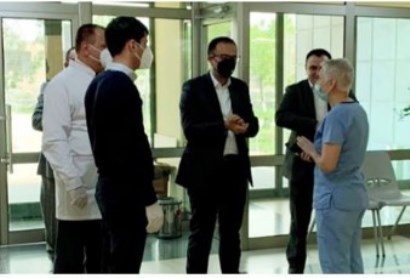 Armenia health minister, regional governor visit medical center, ask about COVID-19 patients' treatment