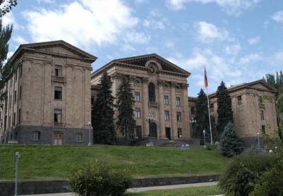 Newspaper: Armenia MPs will not be tested for COVID-19
