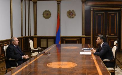 Armen Sarkissian meets Armenian Human Rights Defender