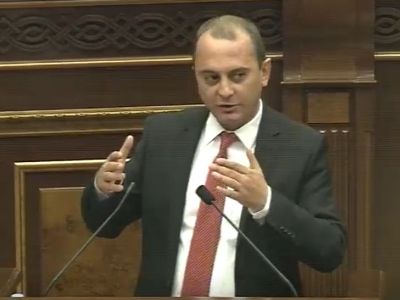Parliament majority member: Armenia revolution still in active period