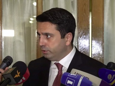 Կարծում եմ՝ Էդմոն Մարուքյանի վրա մեծ ճնշումներ կան նախկին իշխանության մնացորդների կողմից. Ալեն Սիմոնյան