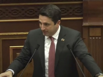 «Տիկին Զոհրաբյան, ես պետք է քննադատեմ ձեզ». Ալեն Սիմոնյանը հաճելի անակնկալ արեց