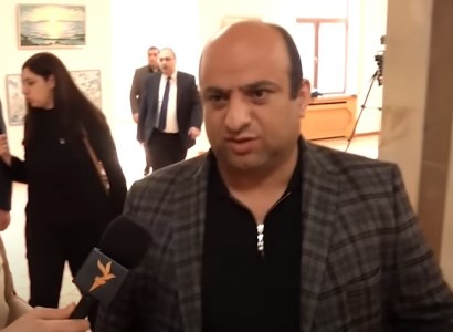 Չեմ հարվածում, գլխից քաշում եմ, որ Էդմոնը չհարվածի Սասունին․ Վահե Ղալումյան․«Ազատություն»