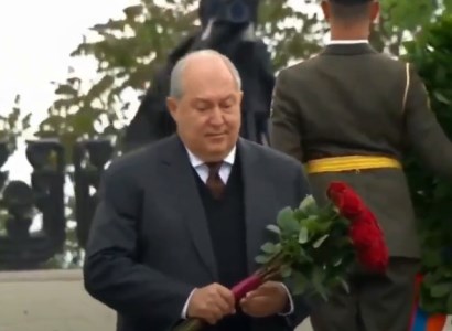 Armenia political elite visiting Victory Park