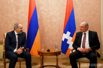 Armenia PM, Artsakh President meet in Stepanakert
