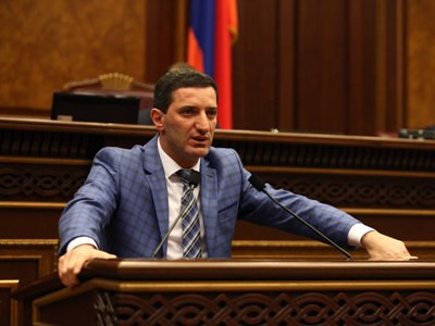 Մտածում եմ՝ ինչ լավ ա, որ ես չէի Մարդու իրավունքների պաշտպանը, թե չէ ինձ չէի զսպի. Գեւորգ Պետրոսյան