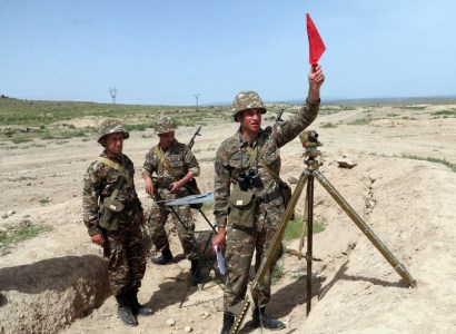 Armenia MOD military university cadets hold practical drills (PHOTO)