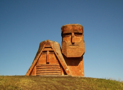 Armenia officials joining PM in Artsakh