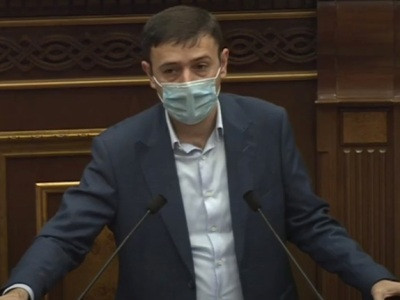 Փաշինյանի կուսակցության պատգամավորը «վրաերթ» է կատարել «Ռոսնեֆտի» վրա