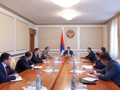Արցախի նախագահը խորհրդակցություն է անցկացրել՝ նվիրված բերքահավաքի առաջիկա աշխատանքների անկորուստ կազմակերպմանը