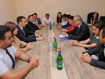 ԱԺ նախագահը հանդիպել է «Քաղաքացիական միացյալ դաշինք» կուսակցության ղեկավար կազմի և անդամների հետ