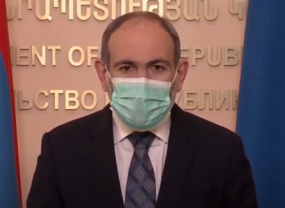 Միայն հիվանդների կողմից դիմակ կրելու հորդորը եղել է մարտի 31-ին, երբ դիմակների համաշխարհային դեֆիցիտ կար. Փաշինյան