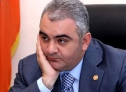 Գալուստ Սահակյանի որդին՝ Արման Սահակյանը, ներգրավվել է որպես մեղադրյալ