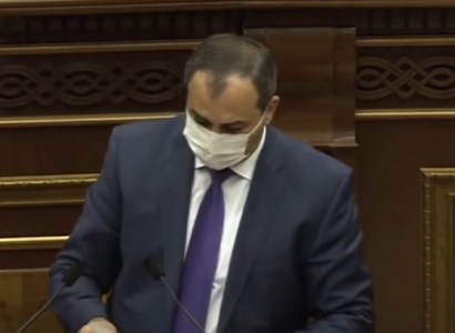 Ձեր տեղեկատուն մոլորեցնում է ձեզ․ Արթուր Դավթյանը՝ Արման Բաբաջանյանին