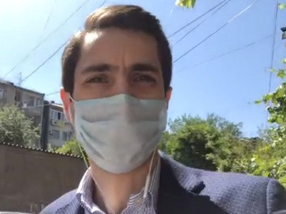 Սա մայթի զավթում եւ շենքի հիմքը խարխլող գործողություն է, որը Հայկ Մարությանն է  թույլ է տվել. Դավիթ Խաժակյան