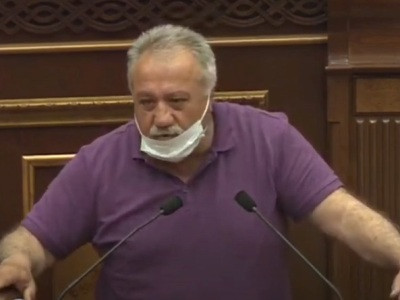 Իրավիճակի դեպքում հրամանատարն է որոշում, թե որ ուղղությամբ գնան. Սասուն Միքայելյանը՝ երկրում ստեղծված վիճակի մասին