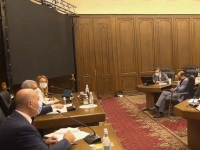 ՀՀ ոստիկանապետն իրավաչափ է համարում ուժայինների գործողությունները, որոնք ձերբակալել են առանց դիմակի տղամարդուն