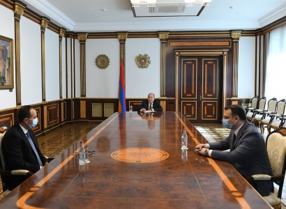 Պատրաստակամ եմ աջակցել տարբեր երկրների հետ կապերի հաստատմանը. Արմեն Սարգսյանը հանդիպել է Արսեն Թորոսյանի հետ (ֆոտո)