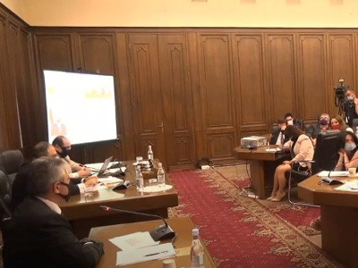 Եթե ուզում եք քննադատել ձեր ընկերոջը, դա արեք ուղղակի. ՍԴ աշխատակազմի ղեկավարը՝ Հովակիմյանին
