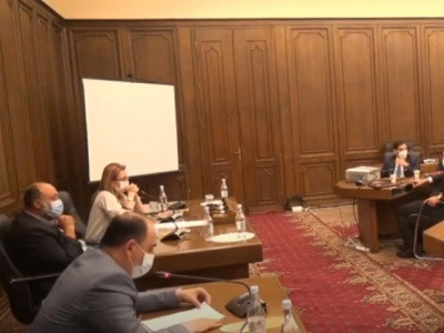 Ո՞ւր է Երեւանի քաղաքապետը, նա եզակի պաշտոնյան է, որ 2-րդ անգամ չի մասնակցում քննարկումներին. Մանե Թանդիլյան
