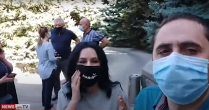 Դեժավյու է, սա բռնապետություն է. ԲՀԿ-ական պատգամավորները` Գագիկ Ծառուկյանի առանձնատան մոտ են