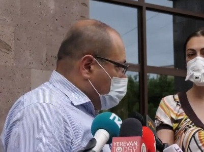 Մենք պարոն Քոչարյանի հետ քաղաքական հարցեր չենք քննարկում. փաստաբան
