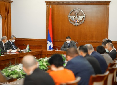 ԱՀ պետական նախարարն անցկացրել է ընդլայնված խորհրդակցություն