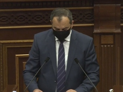 Արթուր Դավթյանը ներկայացնում է Ծառուկյանին անձեռնմխելիությունից զրկելու միջնորդությունները
