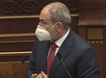 Առավոտյան իրավապահները գնում էին խուզարկության, տանտիկինը մակիյաժով դուռը բացում էր. Փաշինյանը՝ արտահոսքերի մասին