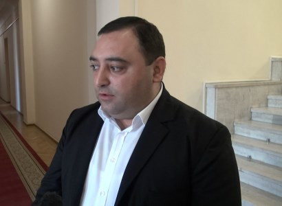 Ամենայն ազնվությամբ, ես երբեք ոչ մի թուղթ չեմ լրացրել. Համբարձումյանը` Ծառուկյանի հարցով կողմ քվեարկելու մասին
