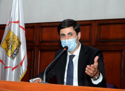 Շուտով կնայեմ և իմ ֆեյսբուքյան էջում կտեղադրեմ. 28–ամյա թաղապետը՝ Շենգավիթում կորոնավիրուսի տարածվածության մասին
