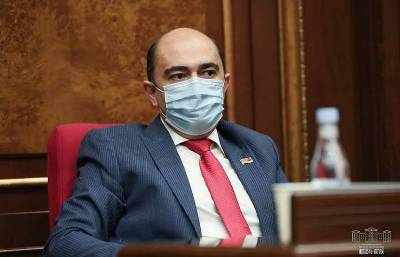 «Հրապարակ». «Լուսավոր Հայաստանը» 2 մասի է բաժանվել. Ուզում են Քոչարյանի պատրվակով «զադնի՞» դնել